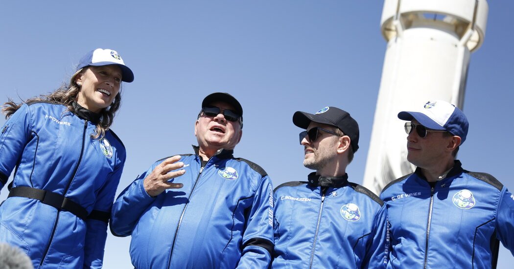 Dans une fusée Blue Origin, William Shatner va enfin dans l’espace
