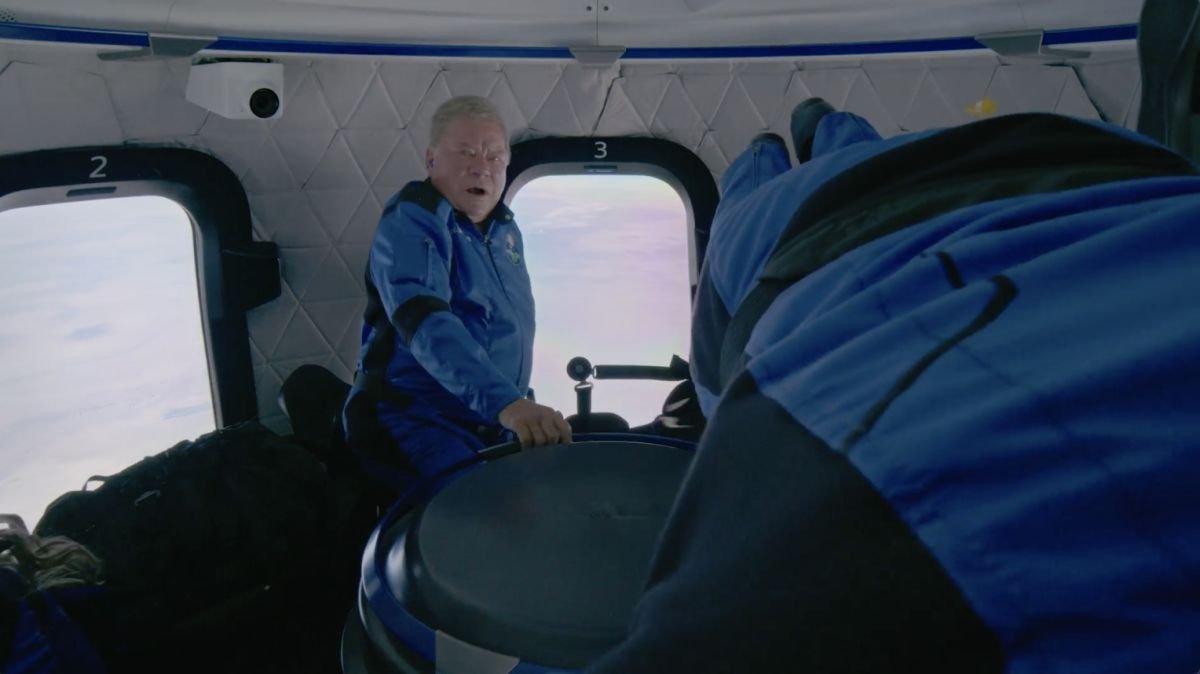 William Shatner, le plus vieil astronaute à 90 ans – Voici comment le tourisme spatial pourrait affecter les personnes âgées