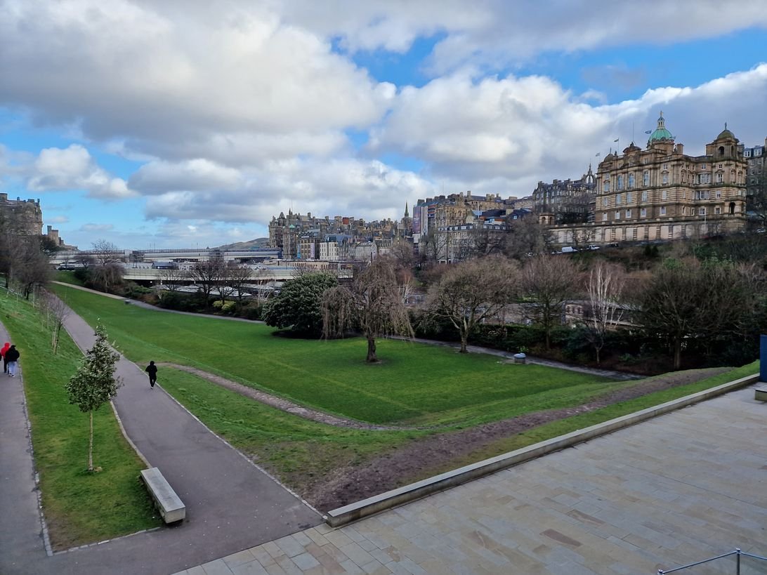 princes-normal-s22-ultra