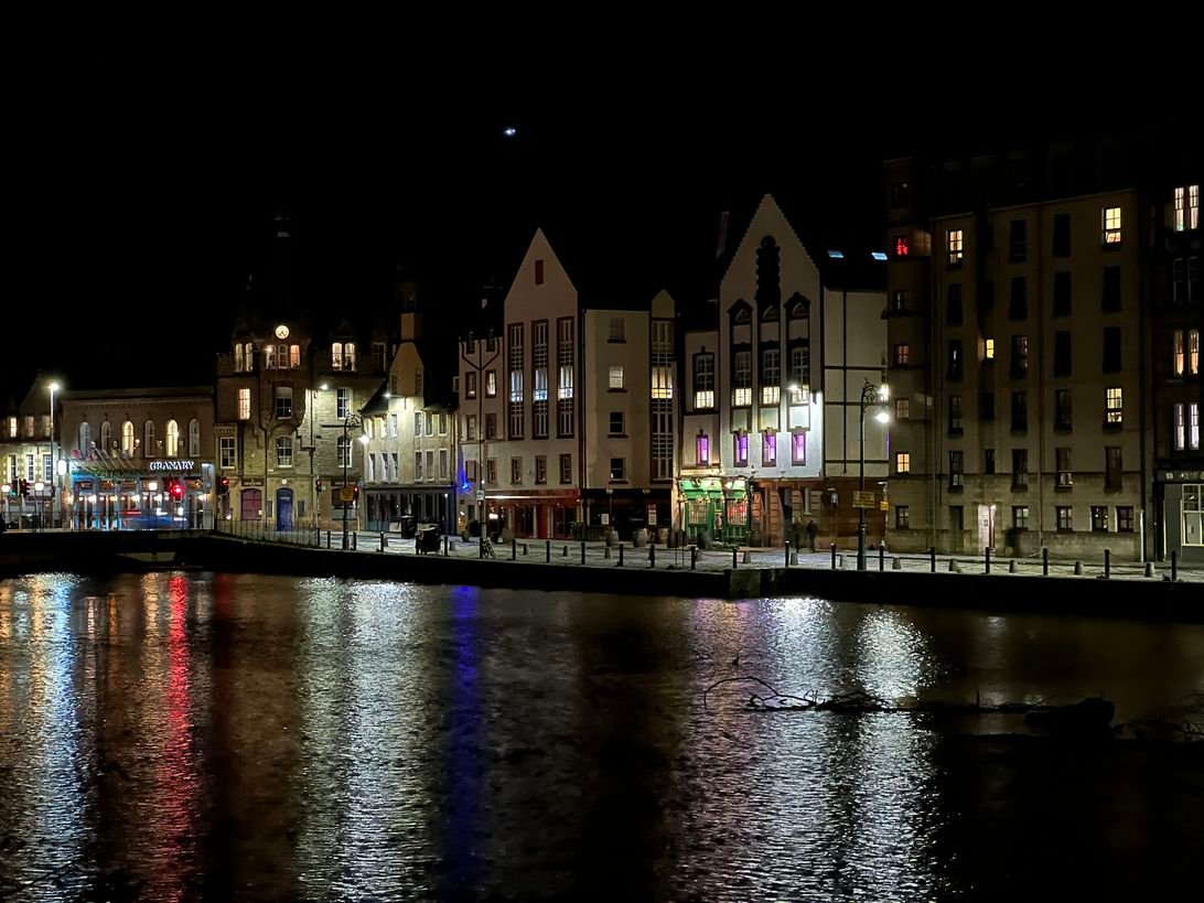 night-shore-3x-iphone-13-pro