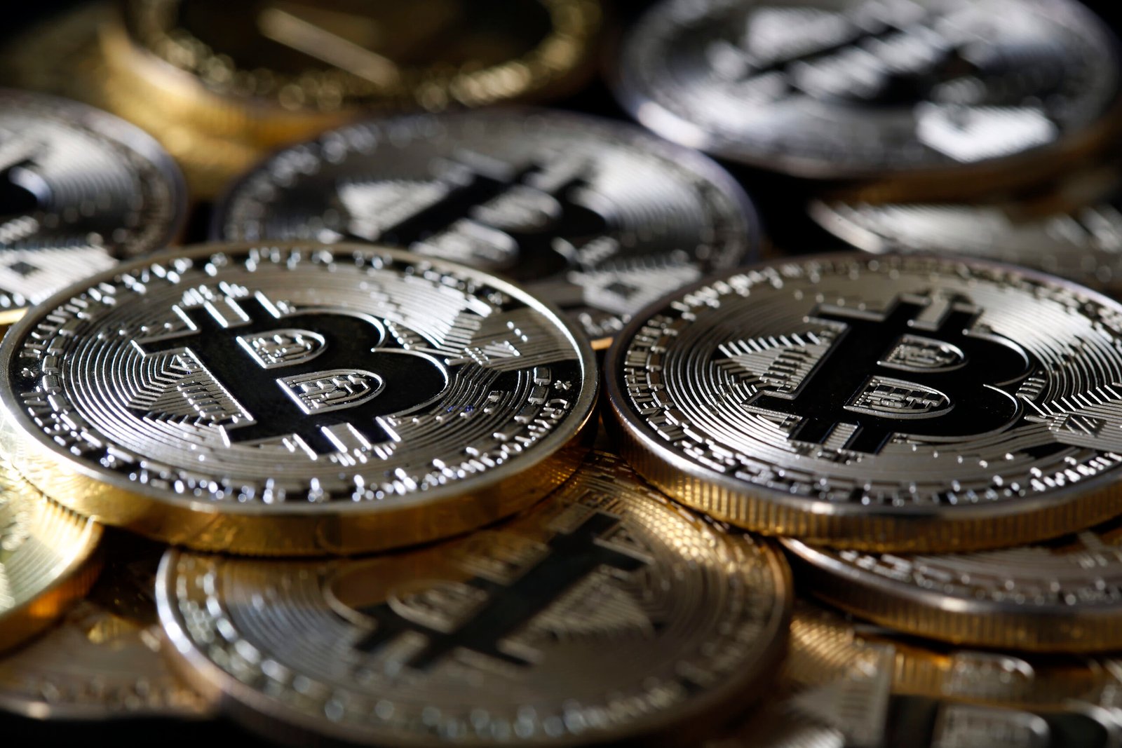 Le conflit russo-ukrainien a mis la crypto sous les projecteurs et soulevé 3 grandes questions