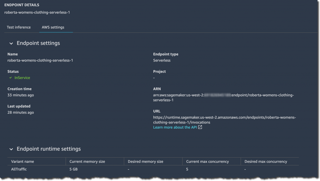 Examiner la configuration du point de terminaison sans serveur Amazon SageMaker dans SageMaker Studio