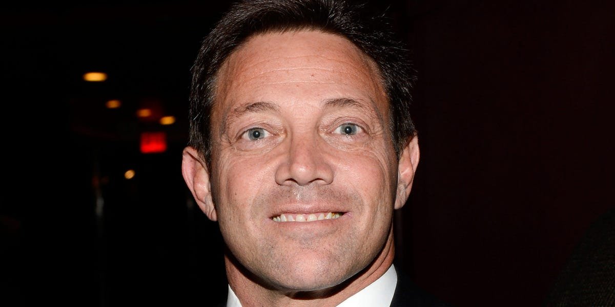 L’inspiration du «loup de Wall Street» Jordan Belfort aurait facturé 40 000 $ pour un atelier de cryptographie de 2 jours dans son domaine de Miami trois ans après avoir qualifié Bitcoin de «délire de masse»