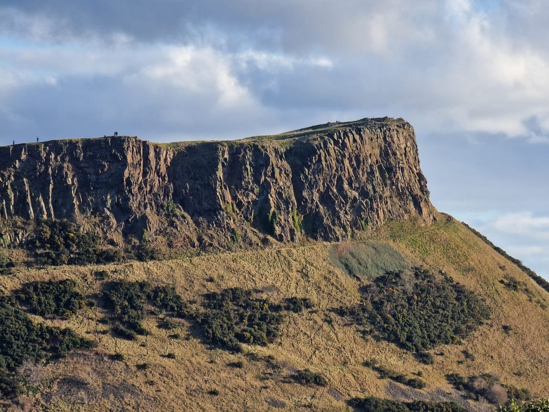 iPhone 13 Pro, Pixel 6 Pro and Galaxy S22 Ultra: Which Camera Is Best? 23 crags-10x-s22-ultra
