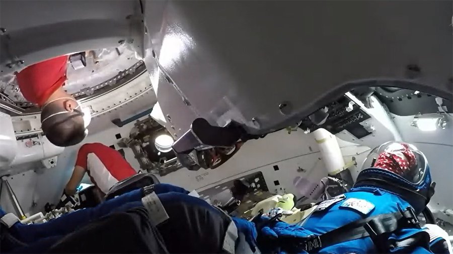 À l'intérieur de Starliner