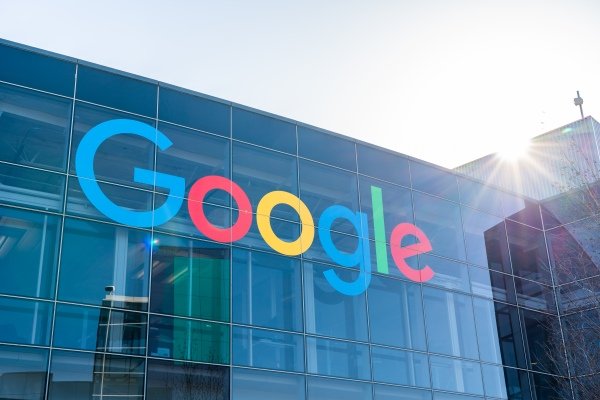 Google interdit l’IA génératrice de deepfake de Colab – TechCrunch