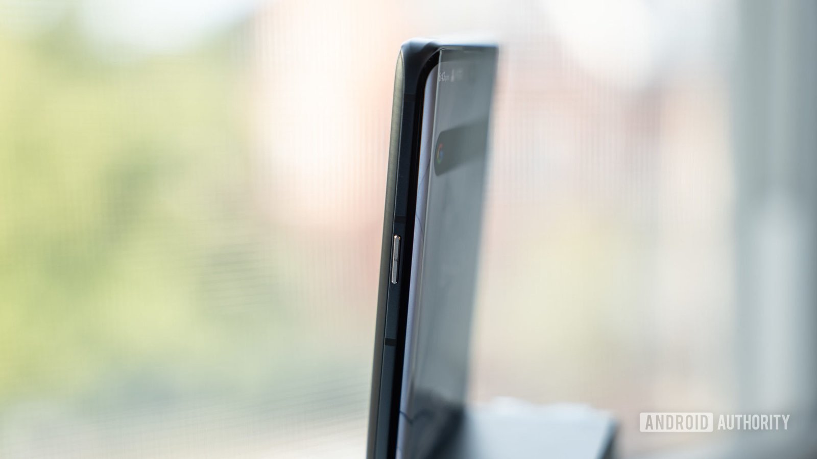 TCL 20 Pro 5G 16 Side view of the TCL 20 Pro 5G showing the buttons