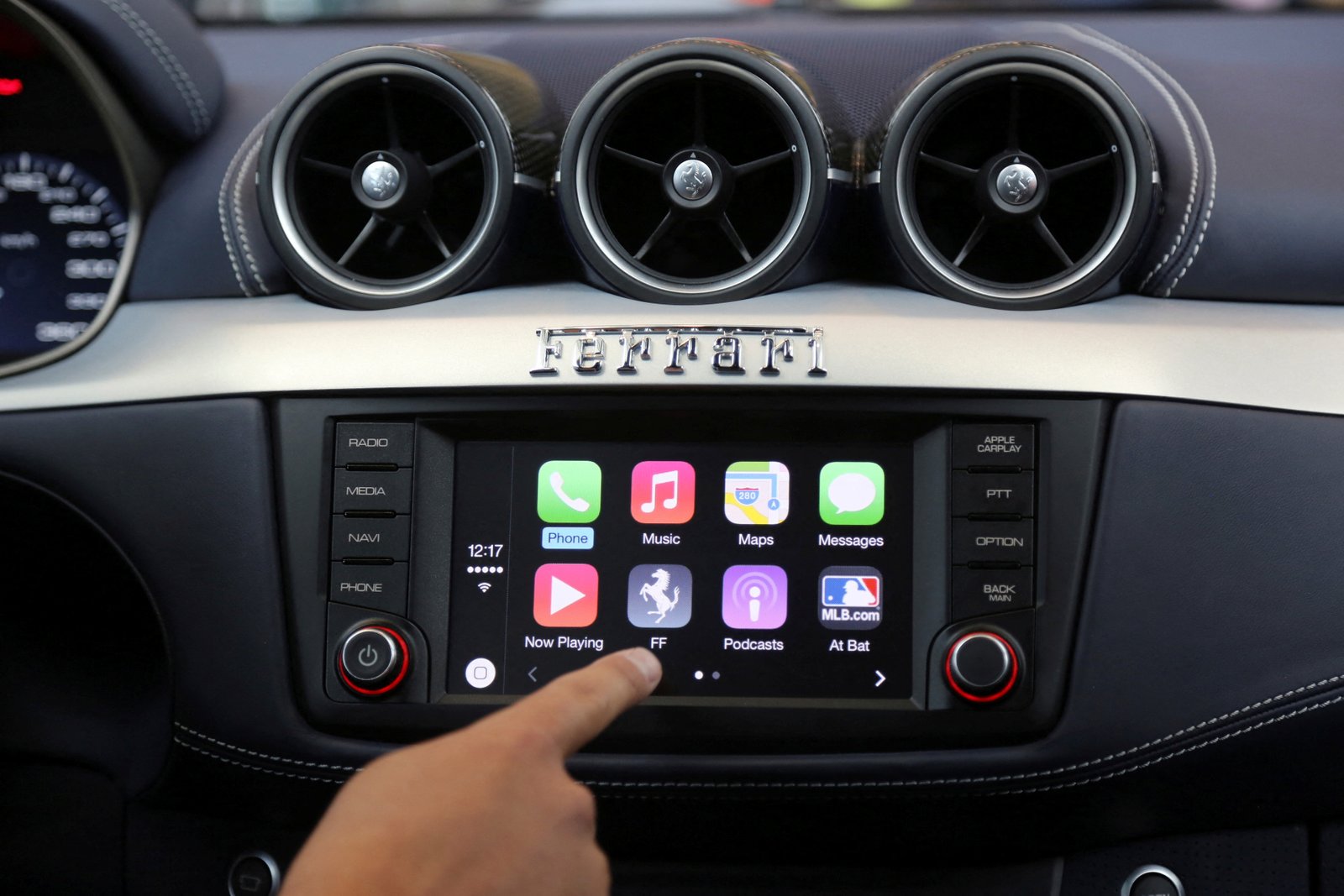 Apple présente le programme CarPlay à la Worldwide Developers Conference de San Francisco