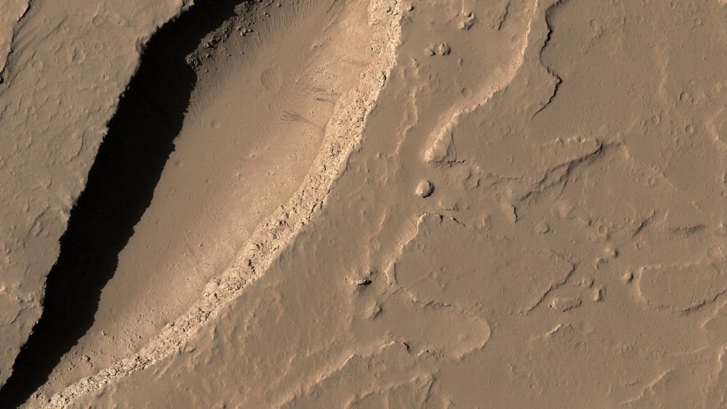 Volcans spatiaux : origines, variantes et éruptions