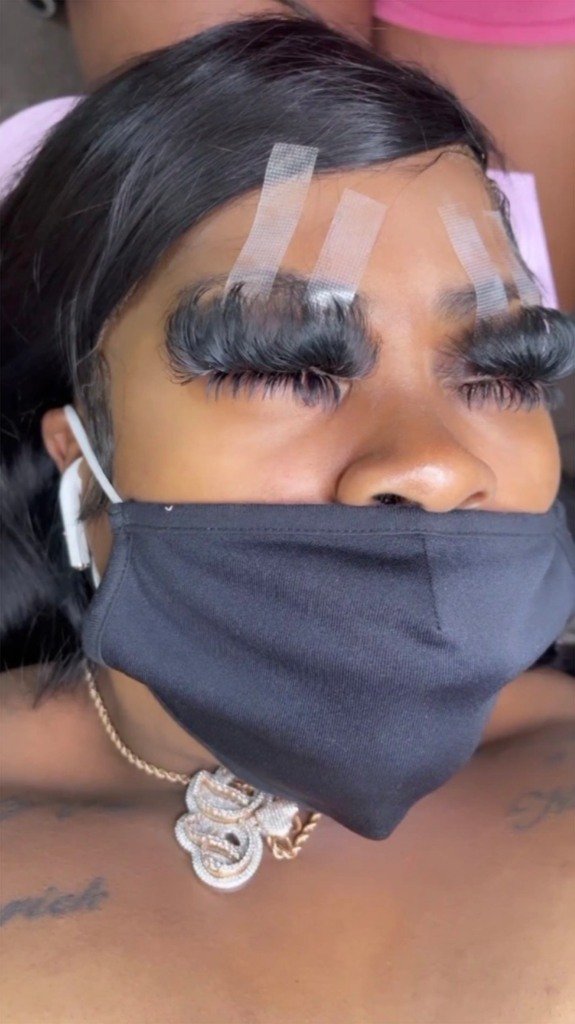 Extensions de cils moelleux