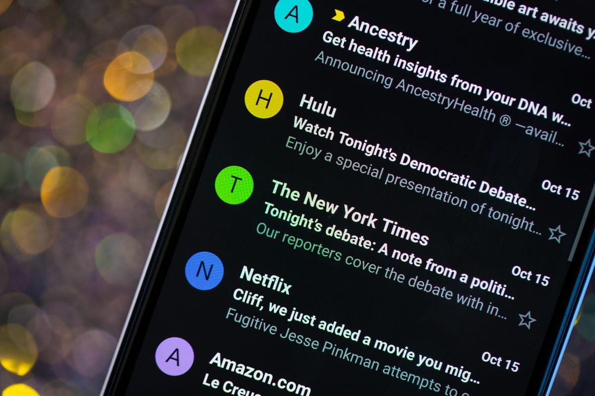 Modifiez ces 6 paramètres Android pour améliorer le fonctionnement de votre téléphone 3 Paramètres du mode sombre sur un téléphone Android