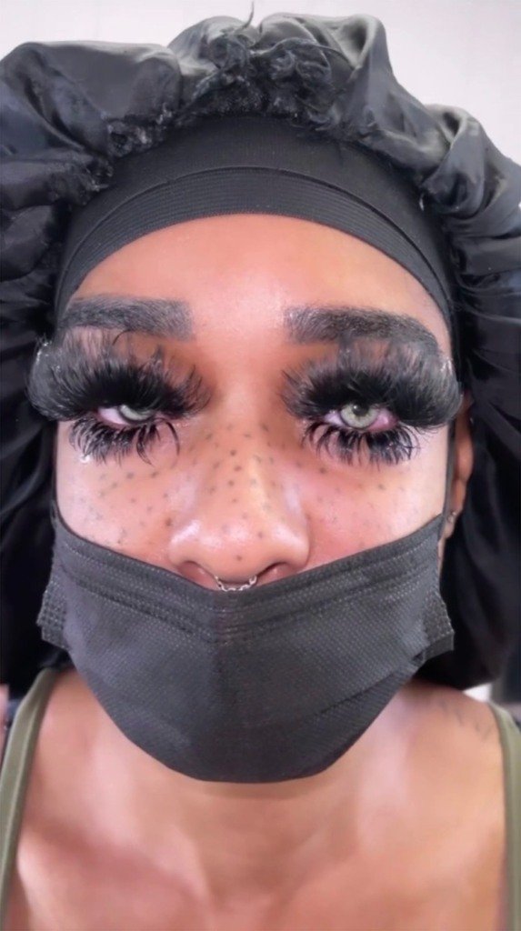 Cils pelucheux viraux