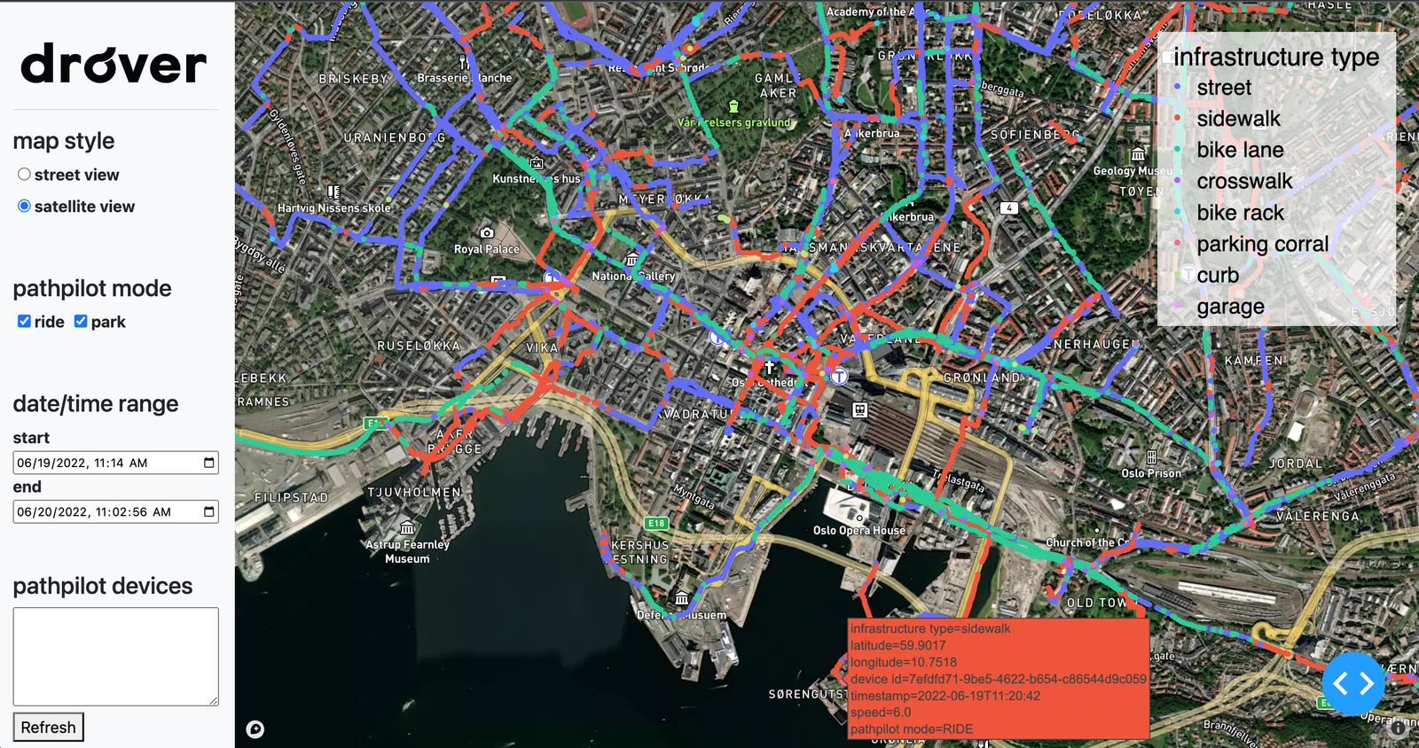 capture d'écran du tableau de bord de données de Drover AI, montrant une carte codée par couleur par type d'infrastructure (c'est-à-dire : rue, trottoir, piste cyclable, etc.) ainsi que des informations telles que la plage de dates/heures et le style d'affichage de la carte.