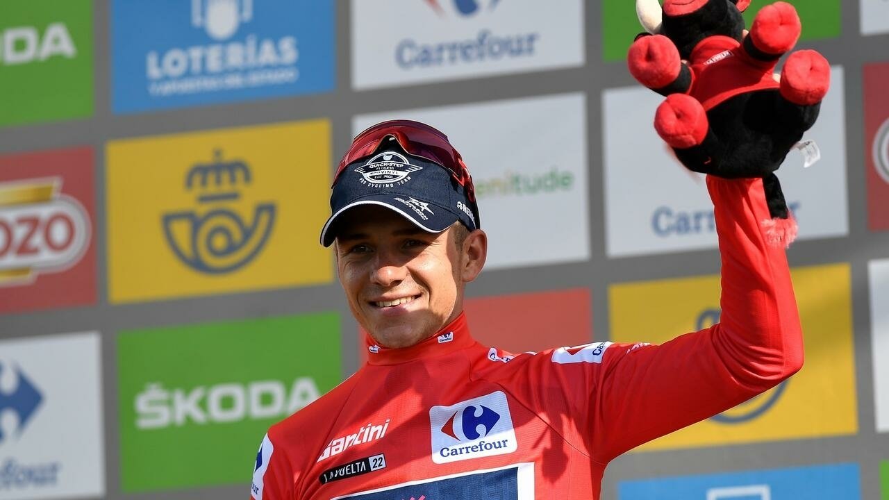 Meintjes gagne alors qu’Evenepoel étend son avance sur le « mur » de la Vuelta