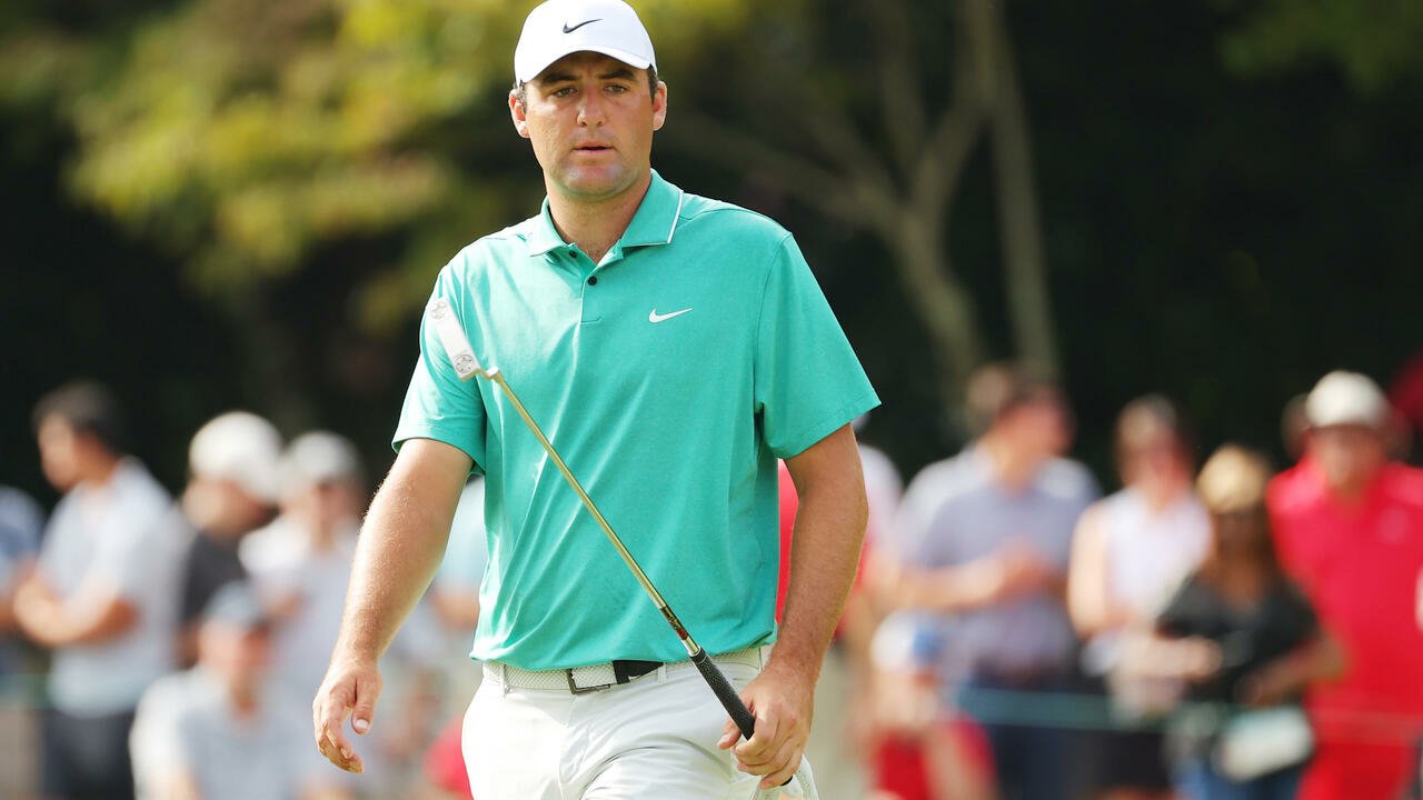Scheffler mène à six au Tour Championship