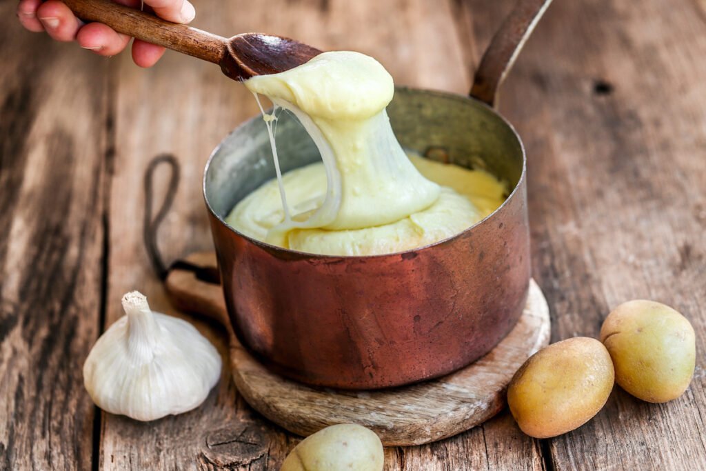 Aligot, un plat populaire en Auvergne, France