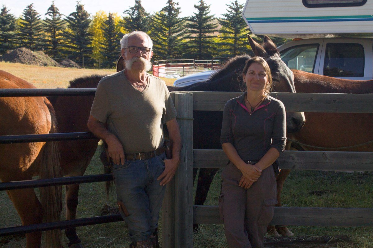 Au-delà du local : des muletiers de France accueillis avec l’hospitalité de Cochrane