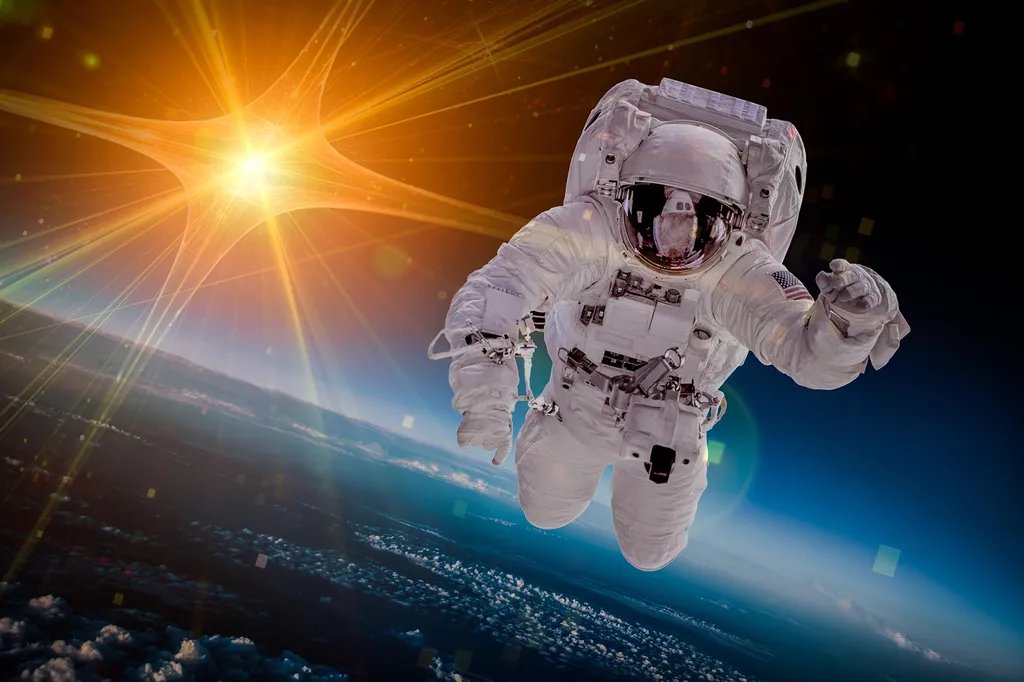 Astronaute CME Espace extra-atmosphérique
