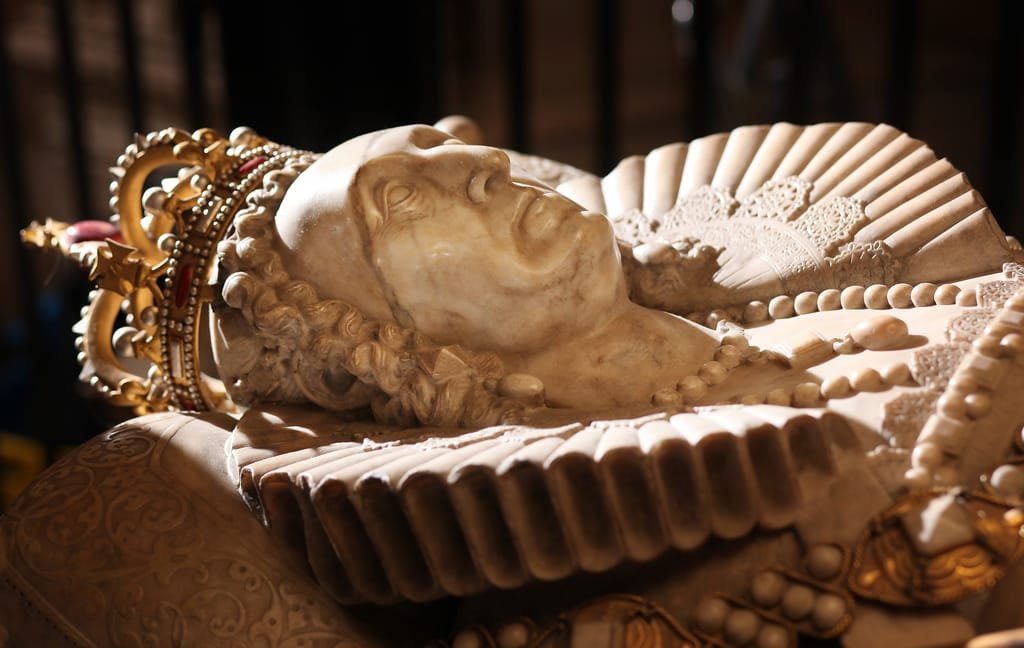 Funerailles de la reine rien na ete laisse au