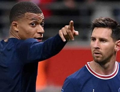 Mbappé et Messi lors d'un match