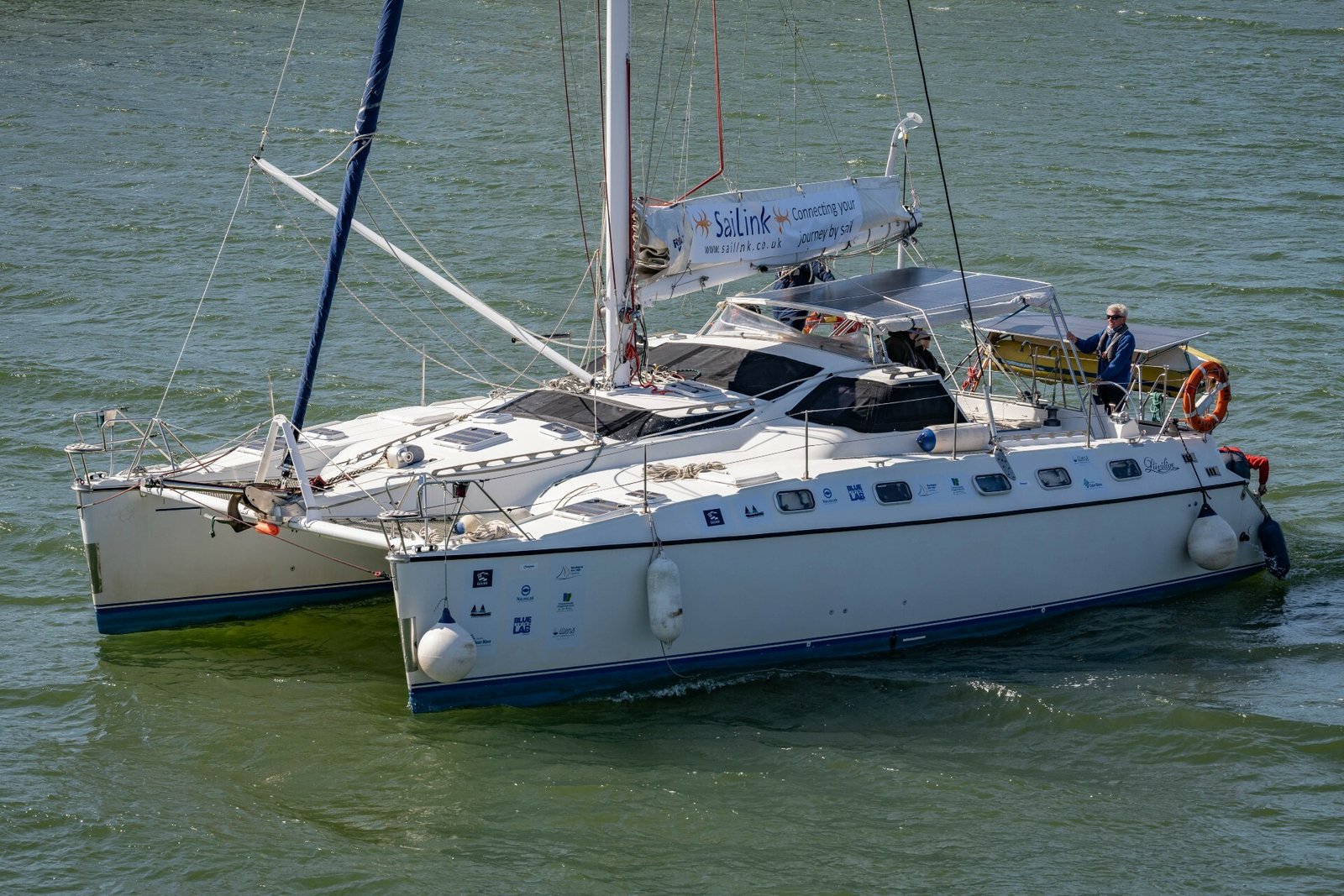 Catamaran SailLink sur la Manche