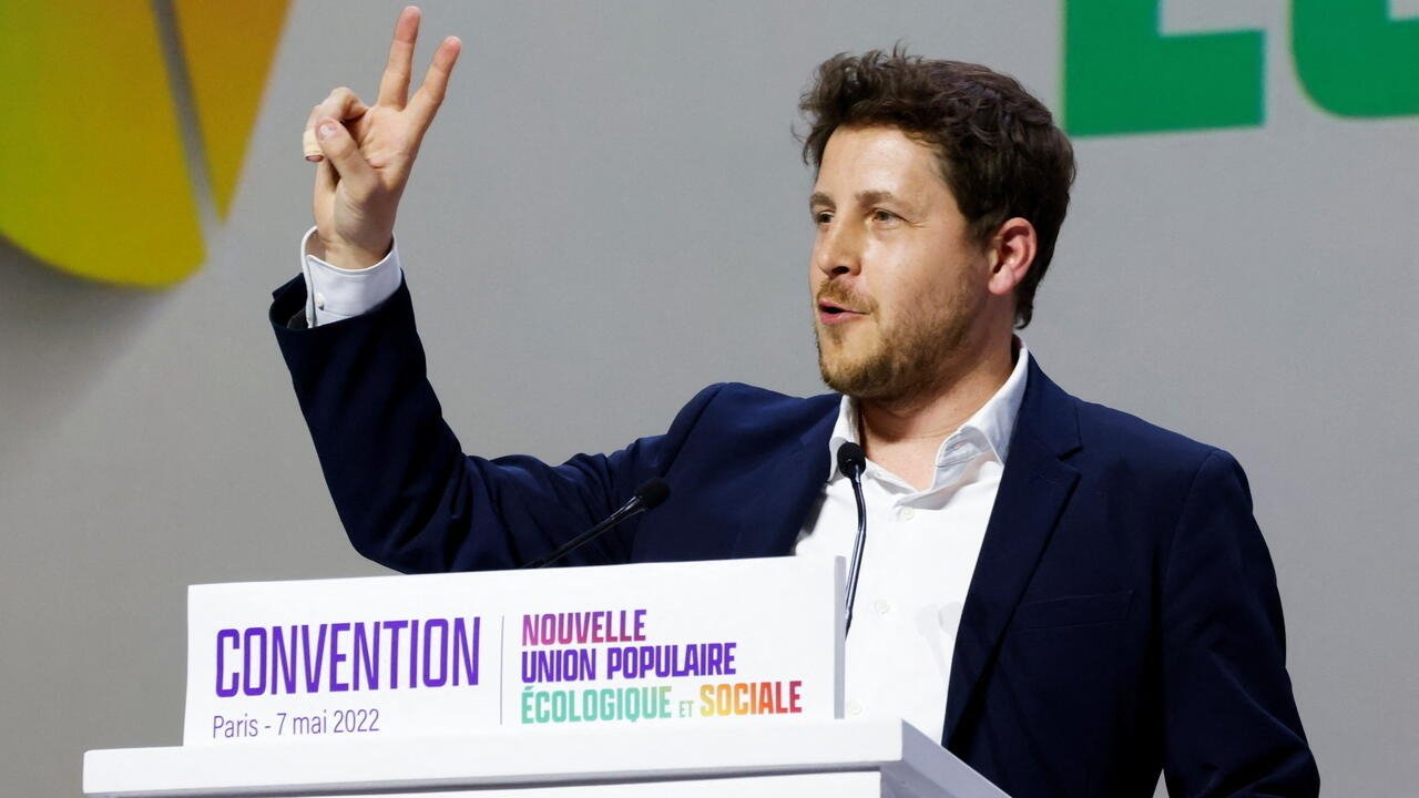Le chef du parti écologiste français démissionne suite à des accusations de violence conjugale
