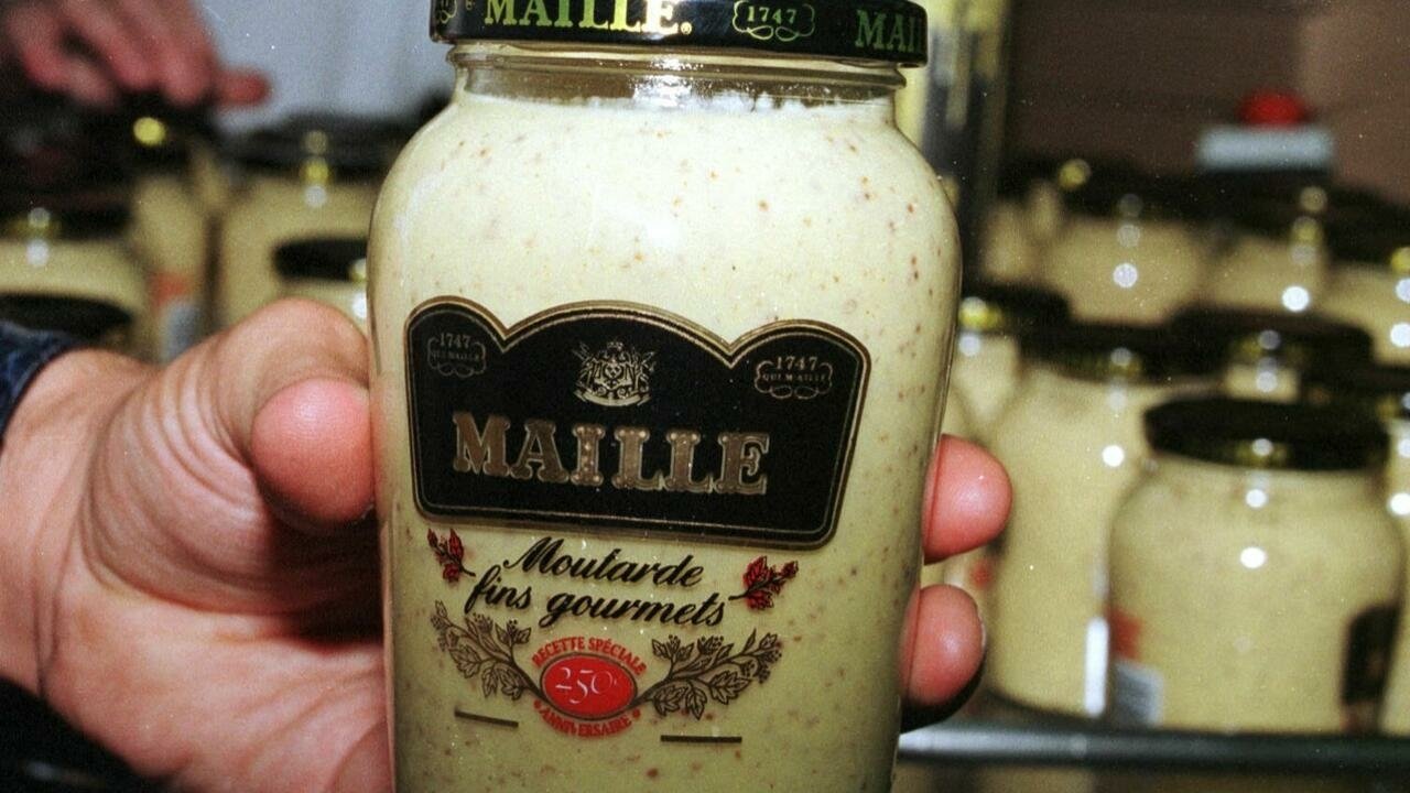 Pour l’amour de la moutarde : Thésaurisation et tricherie alors que les Français sont aux prises avec une pénurie nationale