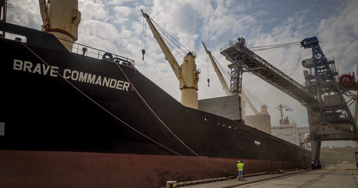Poutine menace de limiter les exportations ukrainiennes de céréales de la mer Noire