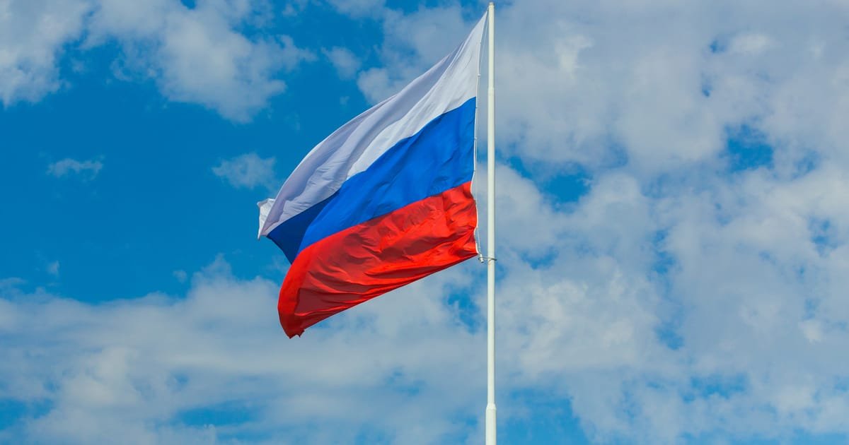 Un conscrit russe tire sur un officier militaire lors d’une manifestation de mobilisation