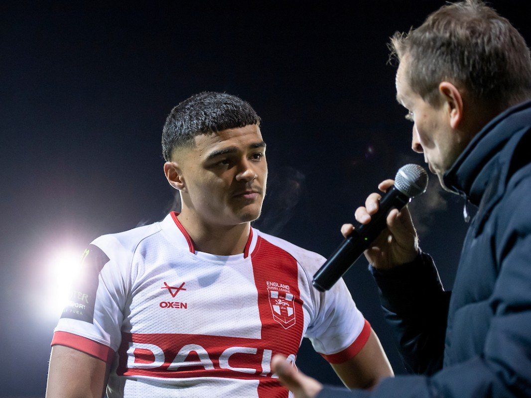 Will Pryce jouera pour les Knights d'Angleterre contre la France B