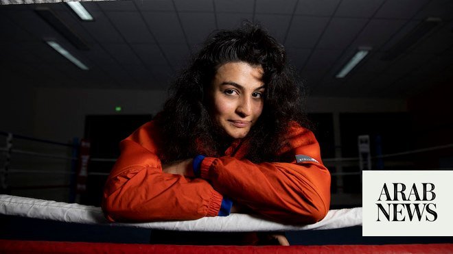 De l’Iran à la France, comment Sadaf Khadem est devenu boxeur et défenseur des droits des femmes