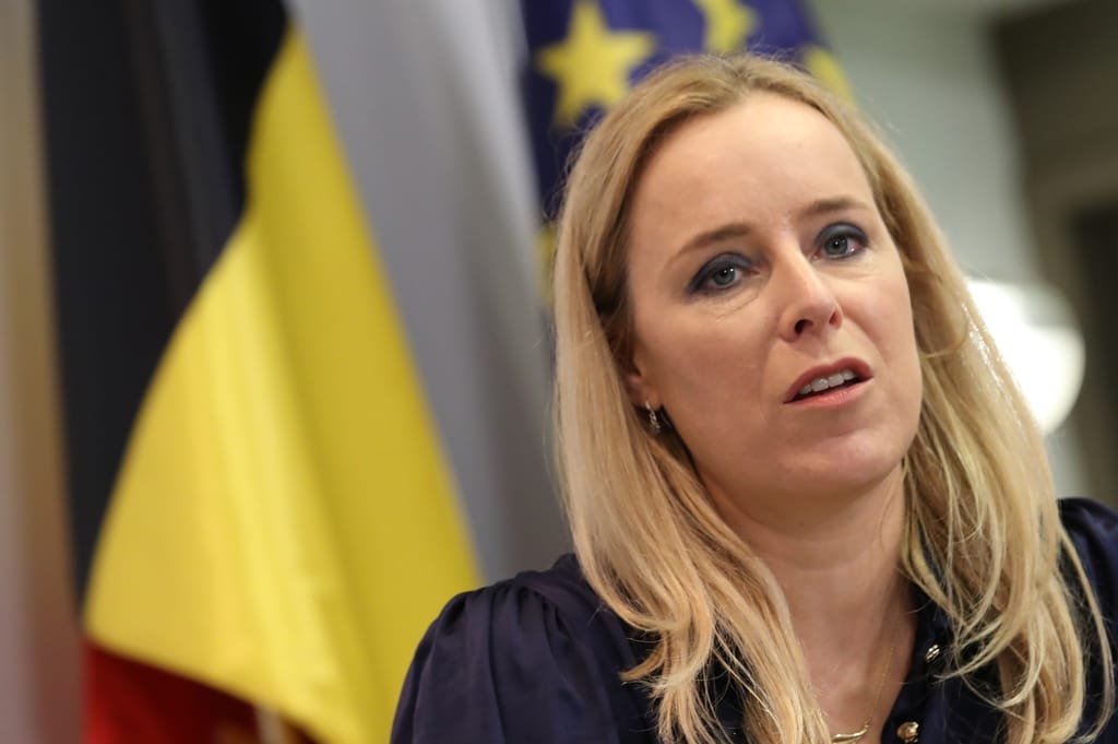Devils in the red: Energy rescues push Belgium toward the debt danger zone 1 Devils in the red Energy rescues push Belgium toward the