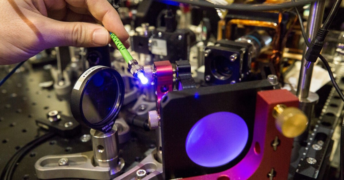 Harvard partners with Amazon Web Services in quantum internet push