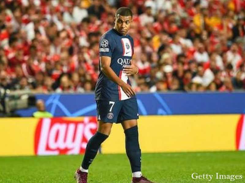 Kylian Mbappe : l’attaquant français se sent « trahi » par le PSG et veut partir – Julien Laurens