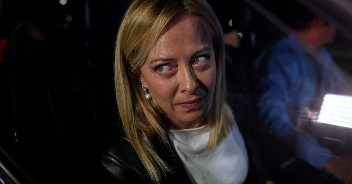 L’Italien Meloni furieux après que la France s’est engagée à surveiller l’état de droit