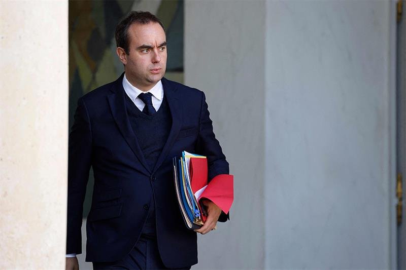 La France dit former jusqu'à 2 000 soldats ukrainiens - Militaire - Guerre en Ukraine 1 Le ministre des Armées françaises Sébastien Lecornu