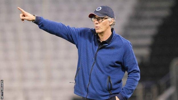 L'ancien sélectionneur de l'équipe de France Blanc remplace Bosz à Lyon 1 Laurent Blanc