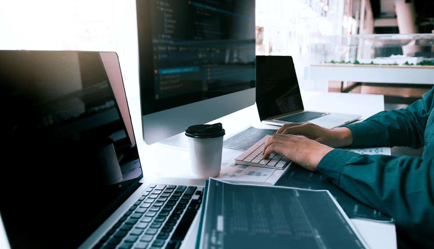 Les fournisseurs fédéraux disposent d’un an pour créer un SBOM afin de garantir un développement logiciel sécurisé et d’améliorer la sécurité de la chaîne d’approvisionnement logicielle – CPO Magazine