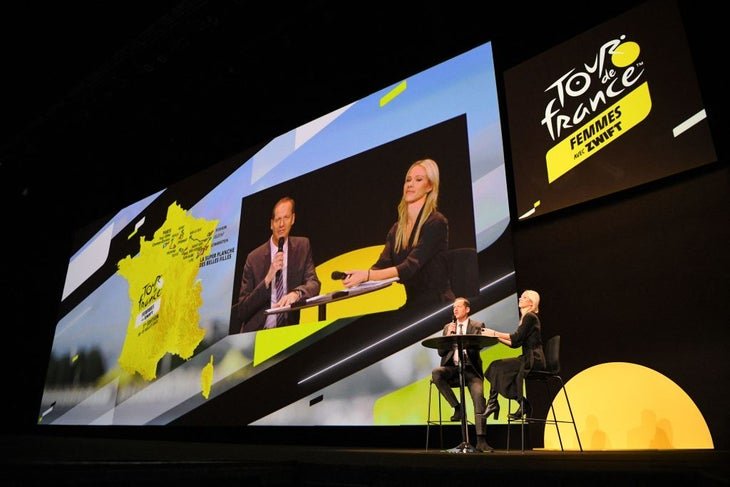 Les parcours du Tour de France 2023 seront dévoilés le 27 octobre : voici ce que nous savons jusqu'à présent 1 Marion Rousse participe au dévoilement du Tour de France Femmes 2022