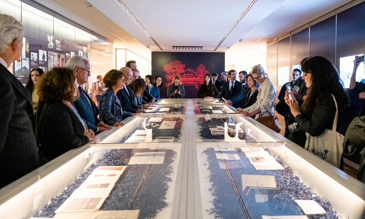 L'exposition Photo : Avec l'aimable autorisation de la Maison des Arts Yishu 8