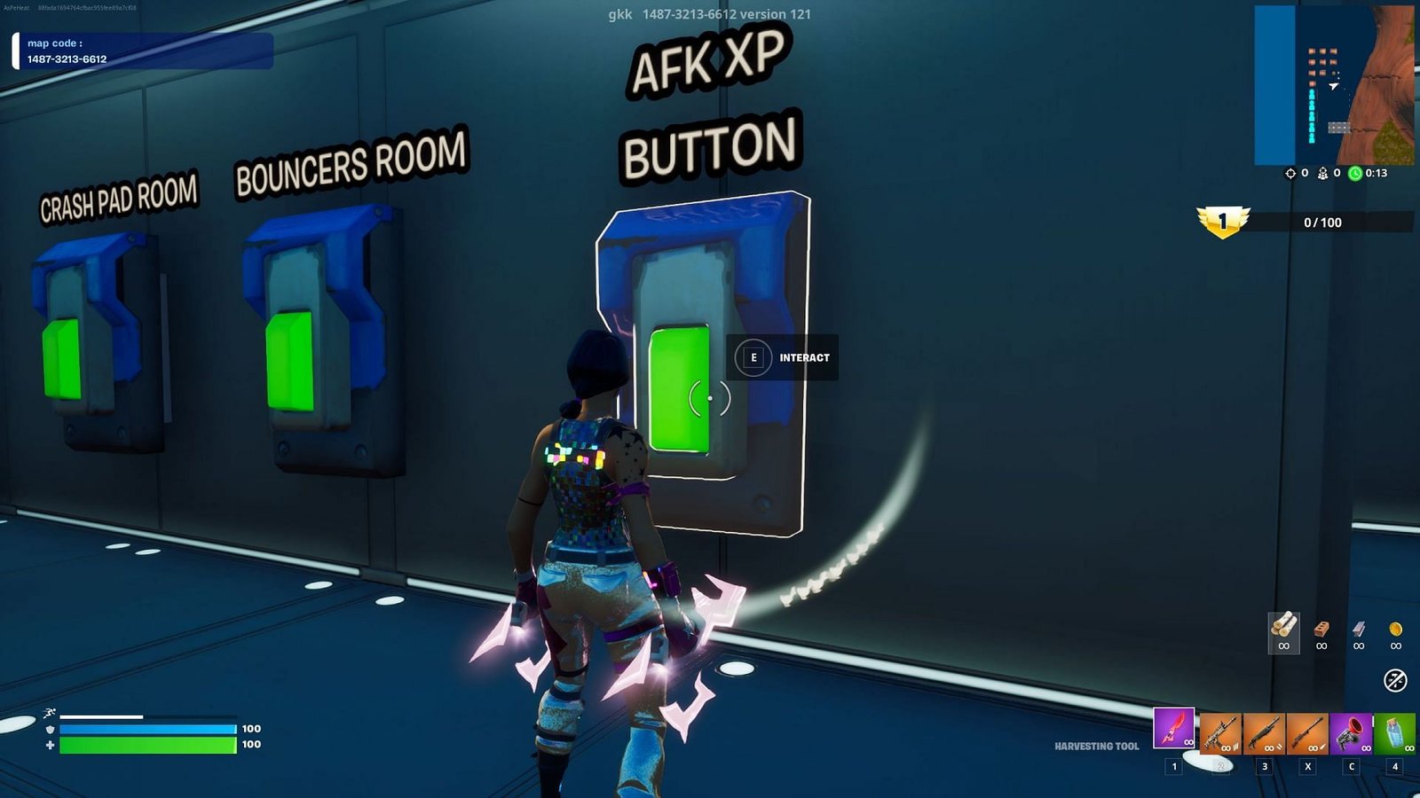 Vous débloquerez facilement la tenue gratuite en interagissant avec le bouton AFK XP (Image via Epic Games)