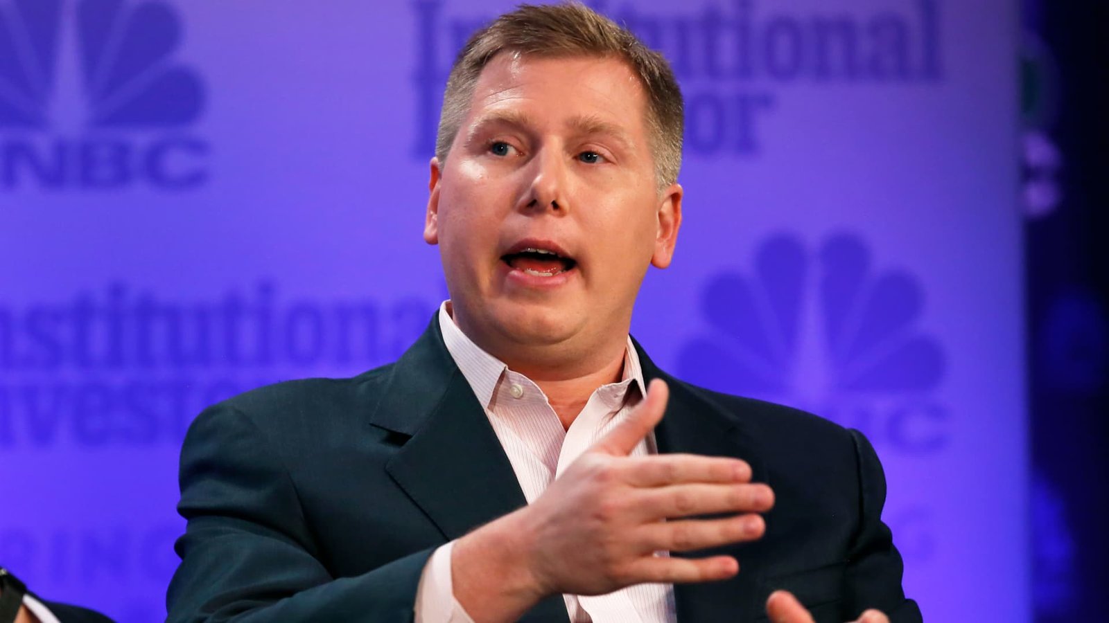 Barry Silbert de DCG révèle que la société de cryptographie a une dette de 2 milliards de dollars alors qu’il tente de calmer les investisseurs après FTX