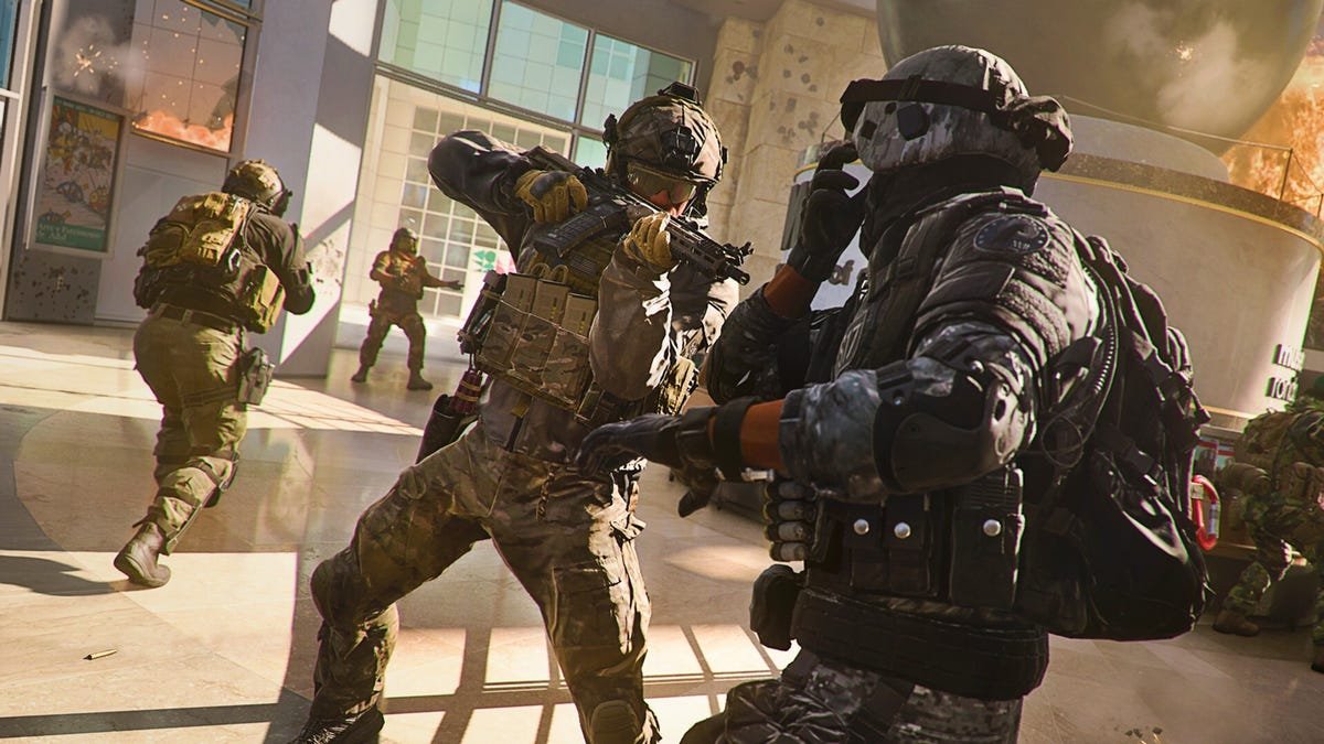 La nouvelle astuce du mouvement Modern Warfare II transforme les gens en petits gobelins rapides
