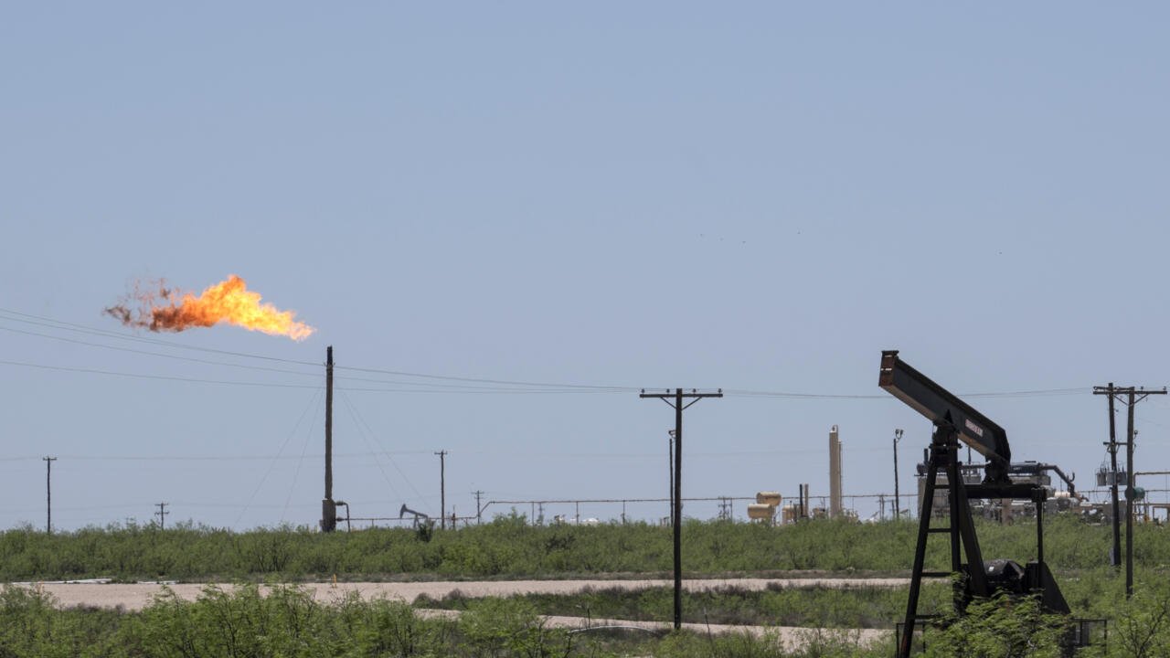 Les États-Unis ciblent les « super-émetteurs » de méthane des combustibles fossiles