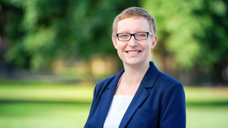 Mouflard publie sur le féminisme intersectionnel en France