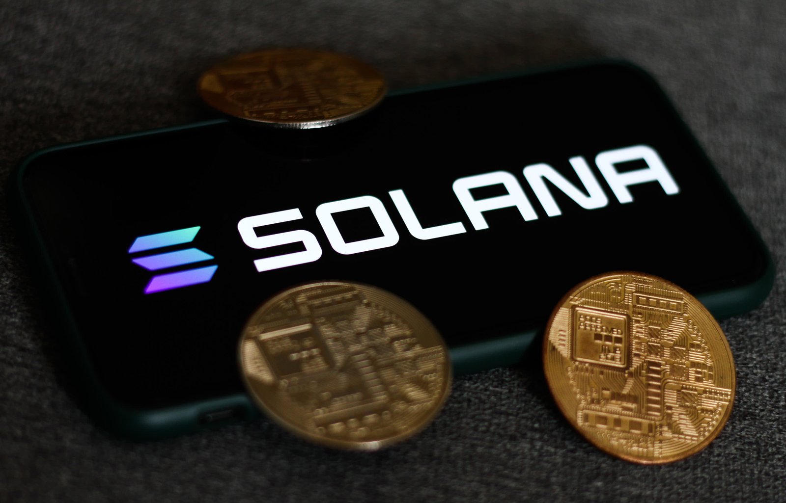 Solana fait face à son