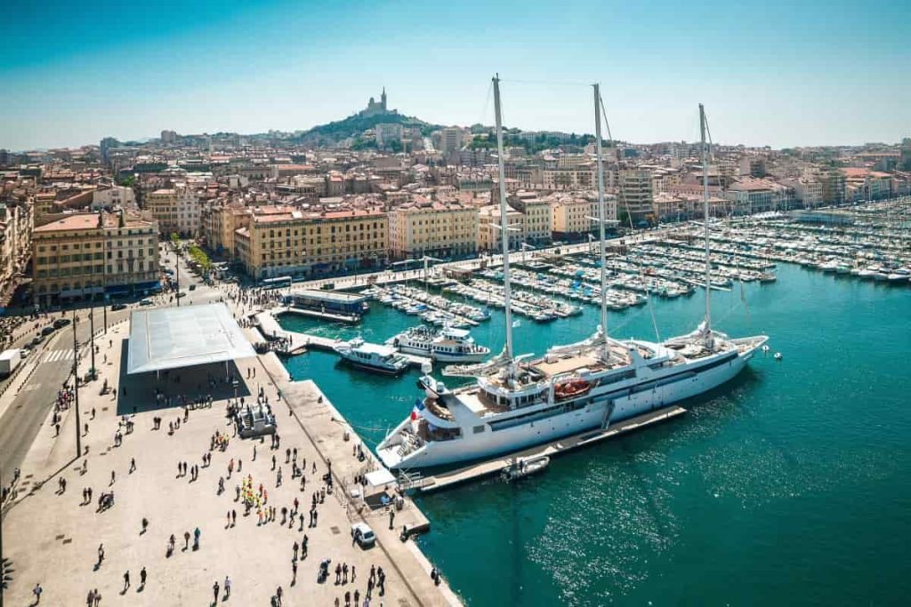 Explore In Marseille