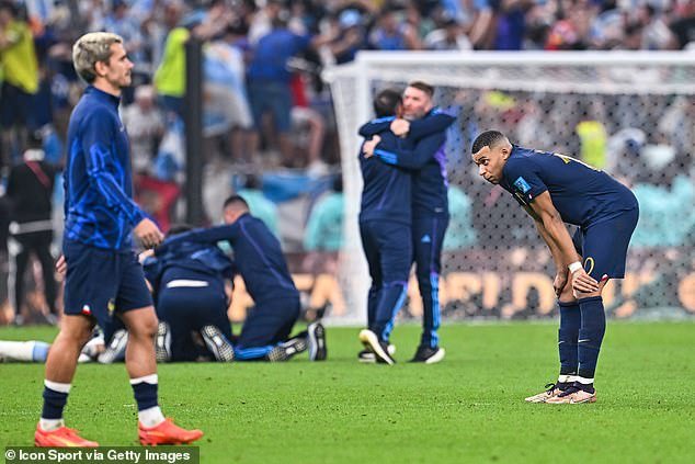 La France a été battue 4-2 aux tirs au but par l'Argentine en finale de la Coupe du monde dimanche soir