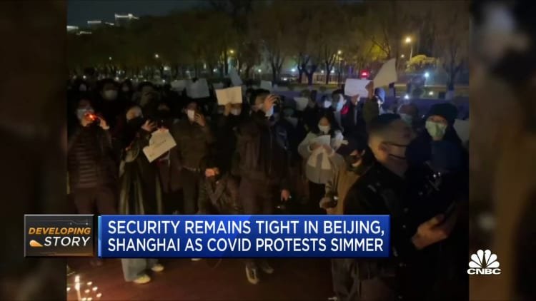 La sécurité reste renforcée à Pékin et Shanghai alors que les manifestations de Covid mijotent