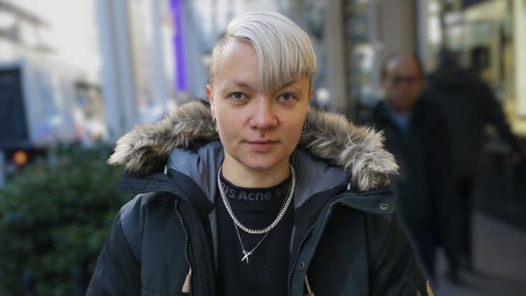 Comment je rapporte 4,8 millions de dollars par an en vendant des bijoux à New York